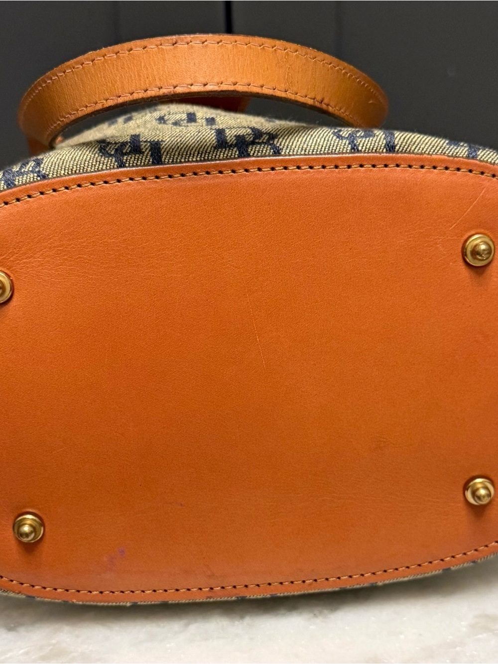 Dooney & Bourke Canvas Bucket Bag Leather Trim *dust bag & key fob included * - Picture 6 of 15